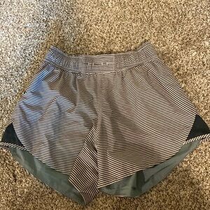 Lululemon reversible athletic shorts